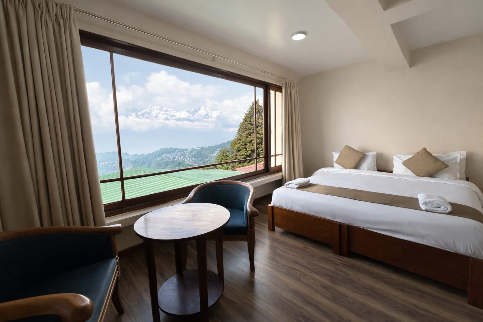 Family room - Kanchenjunga view room with bathtub